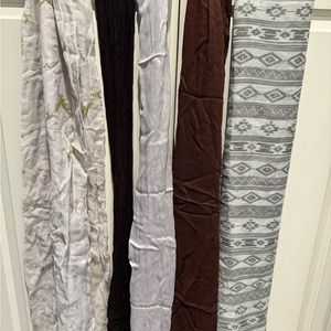 5 lightweight Loft Scarves